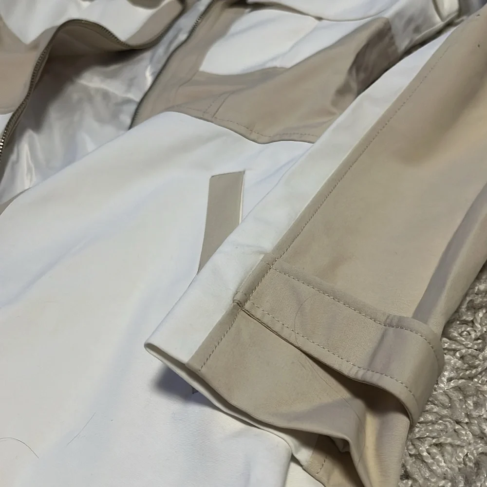 NWT $149 BEBE trench tan beige cream colorblock peplum flare trench jacket S - Picture 7 of 7
